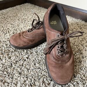 SAS Womens Walk Easy Lace Up Walking Shoes 8.5 M Chocolate Nubuck Made In USA
